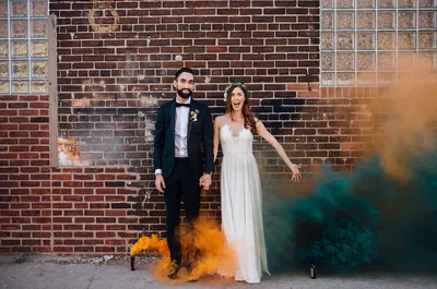 Купить цветной дым на свадьбу с доставкой или в своем городе