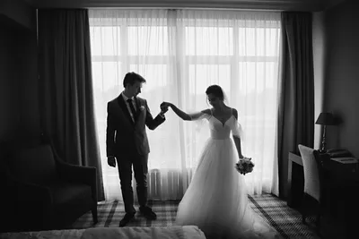 Свадебные фото в отеле фотографии