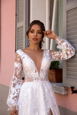Грасия» - Кружевное свадебное платье с длинным рукавом и шлейфом купить в  Минске -