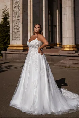 Свадебные платья на большие размеры в наличии в центре Челябинска MiroNova  Dress