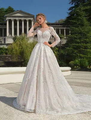 Свадебное пышное платье с рукавами Secret Sposa Аина | Купить свадебное  платье в салоне Валенсия (Москва)