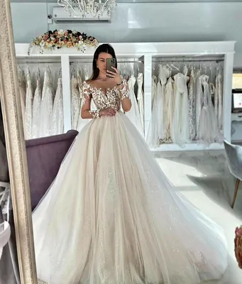 Свадебное пышное платье с рукавами Secret Sposa Аина | Купить свадебное  платье в салоне Валенсия (Москва)