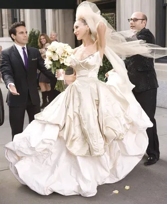 9 знаменитых свадебных платьев из фильмов и сериалов, о которых втайне  мечтает каждая | World Fashion Channel