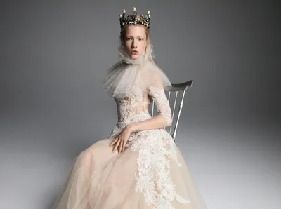 Свадебное агентство Веры Брежневой представило коллекцию платьев Vera Wang  в Москве. Видео - BeautyBackstage