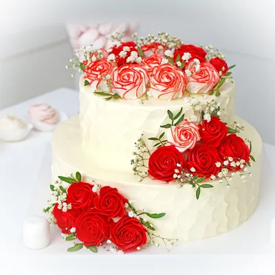 Утонченные свадебные торты двухъярусные, подчеркивающие стиль свадьбы