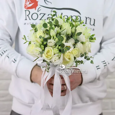 Свадебный букет с белыми розами - Арт. 3927