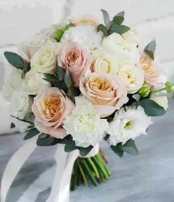 Букет из гвоздик и кустовой розы | Flowers Valley