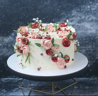 Pin by Krestonos666 on Торты | Green wedding cake, Simple wedding cake,  White wedding cakes