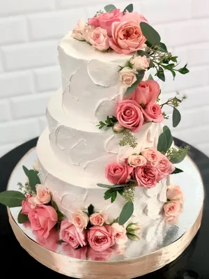 Торт Бело-розовый с цветами свадебный торт на заказ заказать с доставкой в  СПб на дом