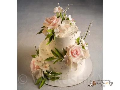 Свадебный торт с цветами — https://sabicake.ru