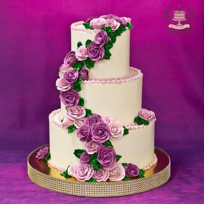 Торт \"Свадебный белый торт с цветами\" № 7244 на заказ в Санкт-Петербурге