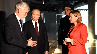 Кремль «впервые слышит» о «подруге» Путина с «феноменально похожей» на него  дочерью
