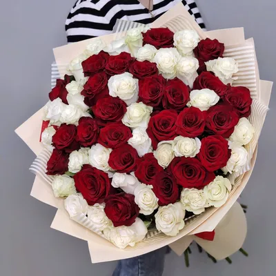 15 светло розовых роз | доставка по Москве и области