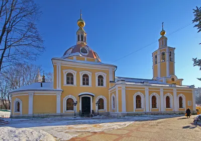 Когда человеку трудно, он начинает искать опору и находит ее в Боге /  Монастырский вестник