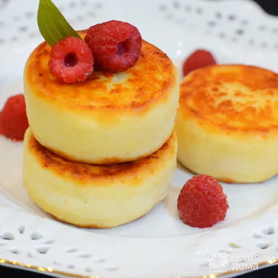 Сырники из творога с мукой на сковороде рецепт фото пошагово и видео -  1000.menu