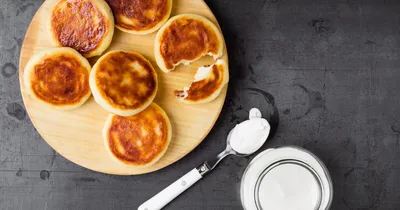 7 рецептов вкусных, пышных и простых сырников, которые можно приготовить с  детьми | Где мои дети | Дзен
