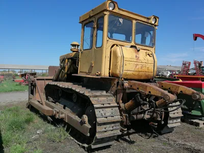 Tractor T-130 bulldozer blue 1:43 Hachette #136