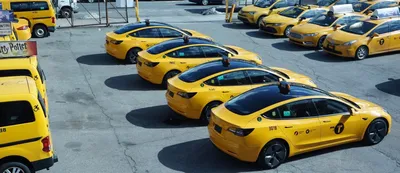 Такси нью-йорк редакционное фото. изображение насчитывающей перемещение -  28843576