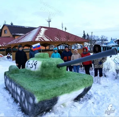 Фотография танка из снега: выберите желаемый размер
