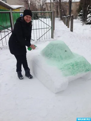 Снеговик, превращенный в танк: скачайте бесплатно