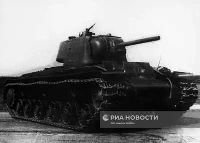 Сборная модель ZVEZDA Советский тяжелый танк КВ-1, 1/35 - ZV-3539 - купить  по оптовой цене в интернет-магазине RCstore.ru