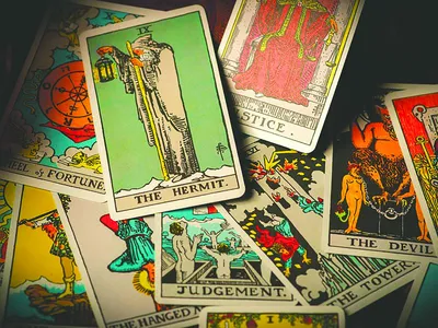 The Four of Swords: Finding Peace and Rest in Tarot | HowStuffWorks