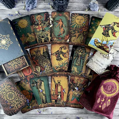 Rider-Waite Tarot Deck | The Classic Tarot Deck, Good For Beginners