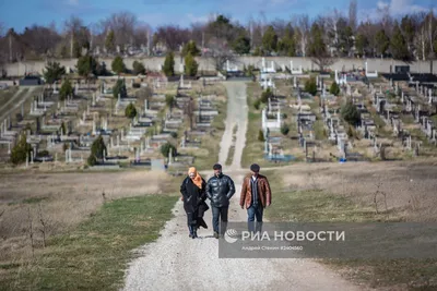 Татарское кладбище Пороховой слободы: заброшенный погост и поселения  бездомных