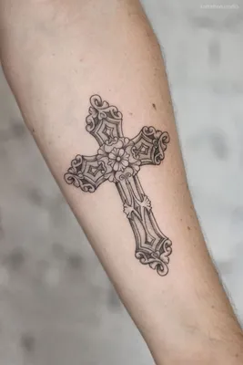 Тату на руке. Тату крест. Тату крест на руке для девушек. 100+ татуировок и  эскизов н… | Дизайны татуировок с крестом, Религиозные татуировки,  Татуировки предплечья