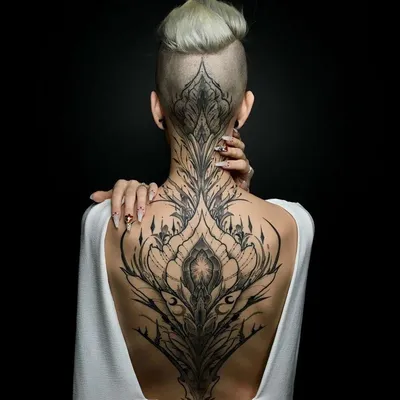 Женские татуировки на спине на позвоночнике: красота и символика -  fotovam.ru