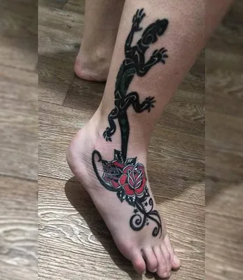 Татуировка женская графика на щиколотке цветы 2911 | Art of Pain