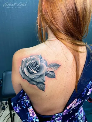 Татуировка женская графика на плече чайная роза 570 | Art of Pain