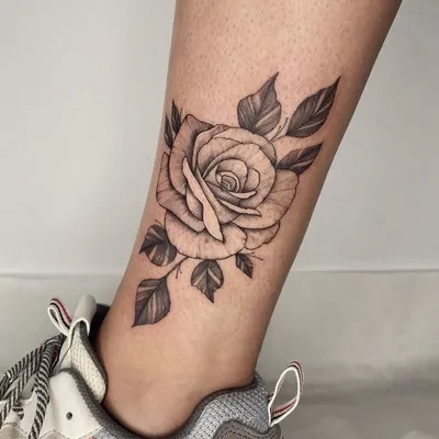 Татуировка мужская дотворк на ноге роза и череп 2142 | Art of Pain