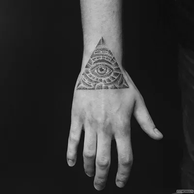 Всевидящее око, эскиз тату в стиле…» — создано в Шедевруме