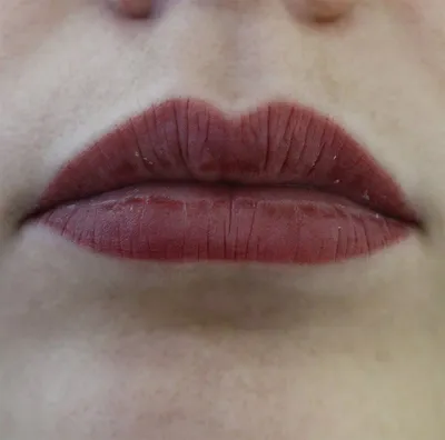 Перманентный макияж губ через год, рефреш, заживление после рефреша -  YouTube