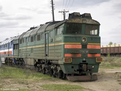 🛤️ Первый 2ТЭ116 в новой ливрее УЗ 🚄 Тепловоз 2ТЭ116-823 🚦 Учасник  выставки на станции Киев-Пассажирский 🚏 Приписан тепловоз в… | Instagram