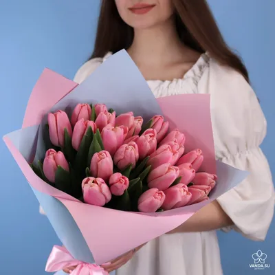 Букет из 25 тюльпанов \"Ирина\" купить в Курске | заказать живые цветы с  доставкой на дом или самовывоз