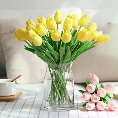 Обои на рабочий стол Весенние желтые и белые тюльпаны, обои для рабочего  стола, скачать обои, обои бесплатно