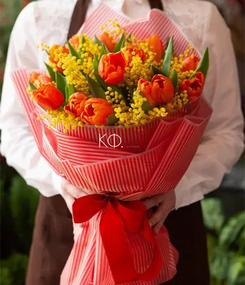 Весенний букет из роз, тюльпанов и мимозы - 32047 букетов в Москве! Цены от  707 руб. Зеленая Лиса , доставка за 45 минут!
