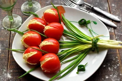Яркая и сочная! Закуска \"Тюльпаны\" из помидоров | Fresh.ru домашние рецепты  | Дзен