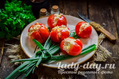 Популярная советская закуска \"Тюльпаны\" из помидоров и яиц: красиво  смотрится на столе и очень просто готовится | Bon Appetit | Дзен