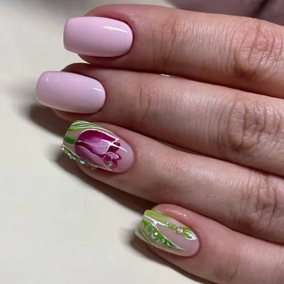 Курсы Дизайн ногтей МК on Instagram: “Нежные тюльпаны😍🌷 #цветынаногтях  #цветочныйманикюр #маникюрвесна2021 #розовыймани… | Floral nails, Cute gel  nails, Diy nails