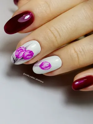 Тюльпаны на ногтях (54 фото)