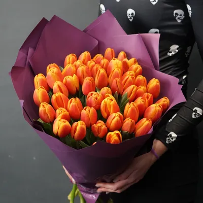 Букет оранжевых тюльпанов T-8 купить по цене 2000.00 руб. с доставкой по  Туле – интернет-магазин «Расцветочка»