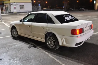 Накладка на передний бампер Rieger на Audi 100 C4