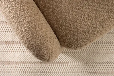 Какая ткань лучше для дивана: 5 самых популярных вариантов обивки