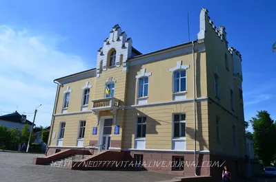 File:М.Тлумач, вул. Макуха 1.jpg - Wikimedia Commons