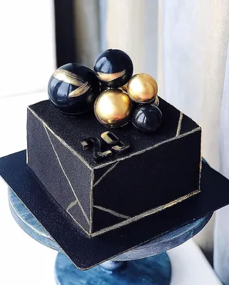 Черный мужской торт | Elegant birthday cakes, Cake for husband, Pretty  birthday cakes