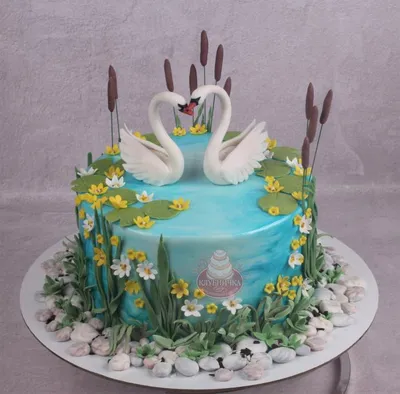 Изысканный торт из мастики на годовщину свадьбы, доступный для скачивания