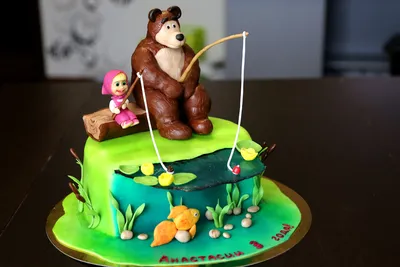 Фото торта Маша и Медведь для использования в печати и дизайне